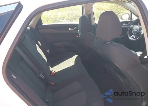 2022 Kia K5 Lxs from USA, damaged, VIN 5XXG14J28NG138412